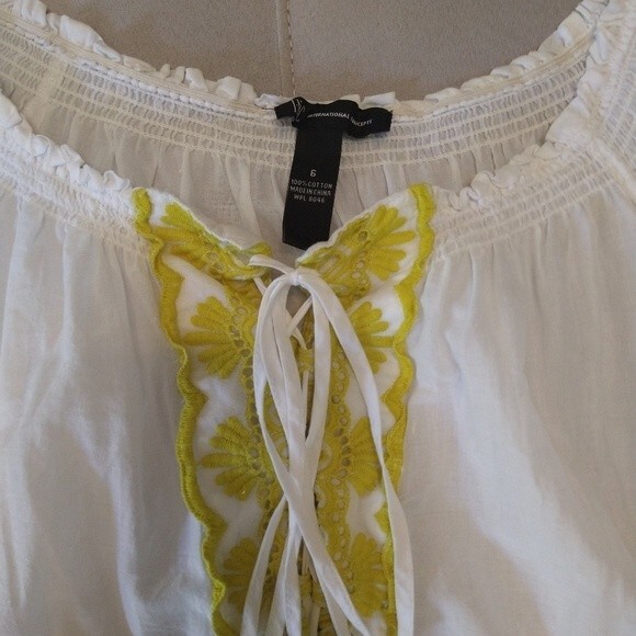 Inc international embroidered top size 6 boho cottage core peasant white - Picture 6 of 7